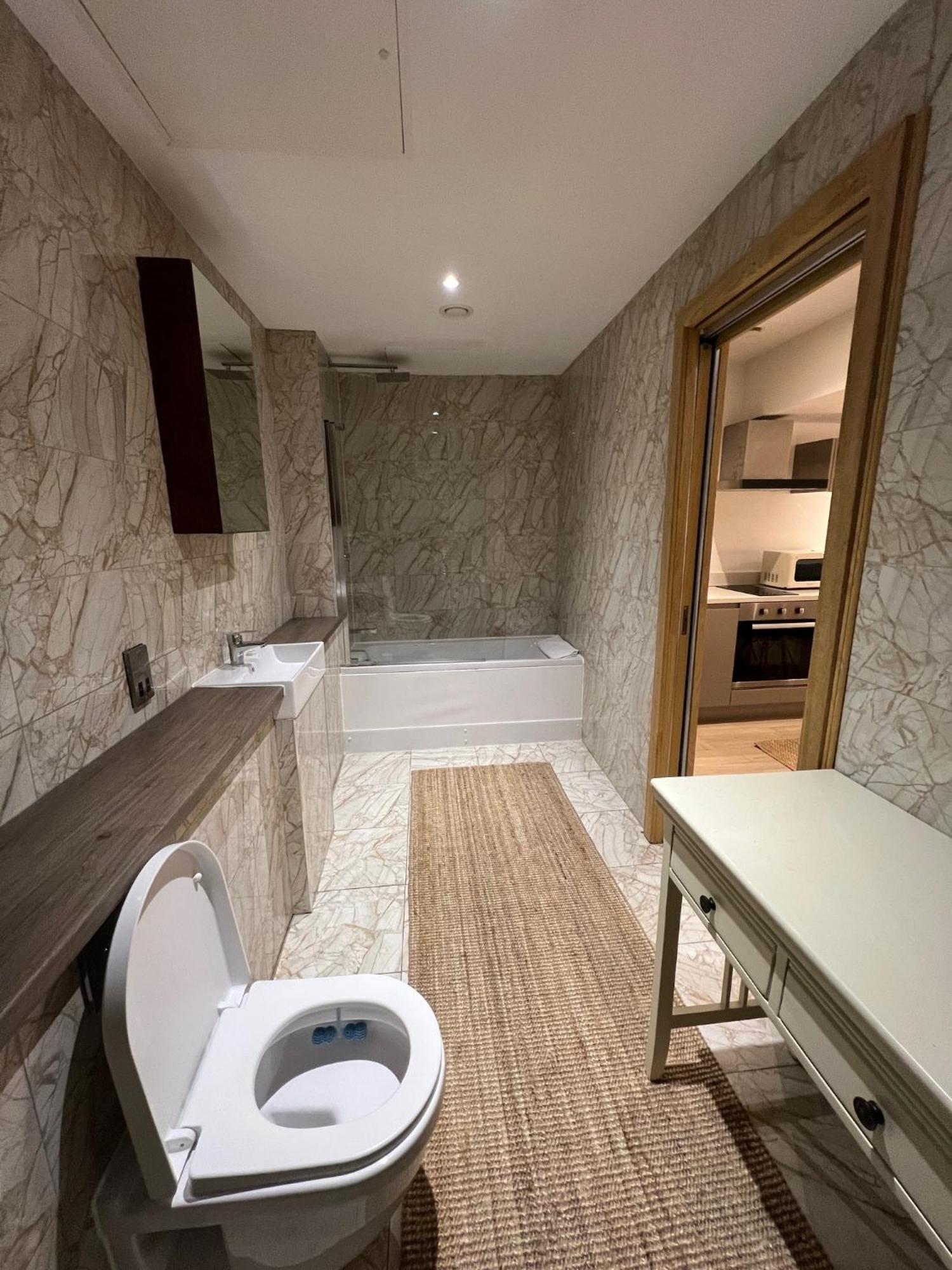 Beautiful City Centre Apartment Liverpool Esterno foto
